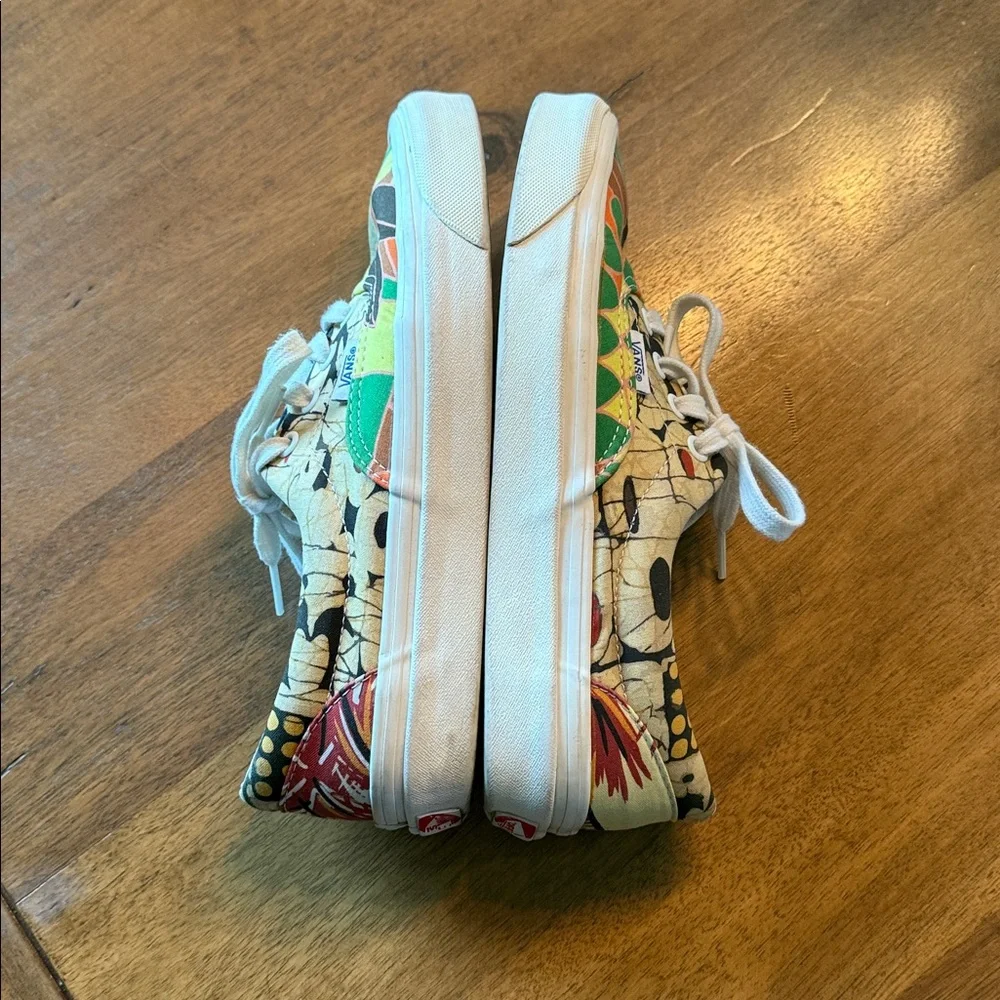 Vans Multicolor Floral Canvas Shoes - Picture 3 of 7